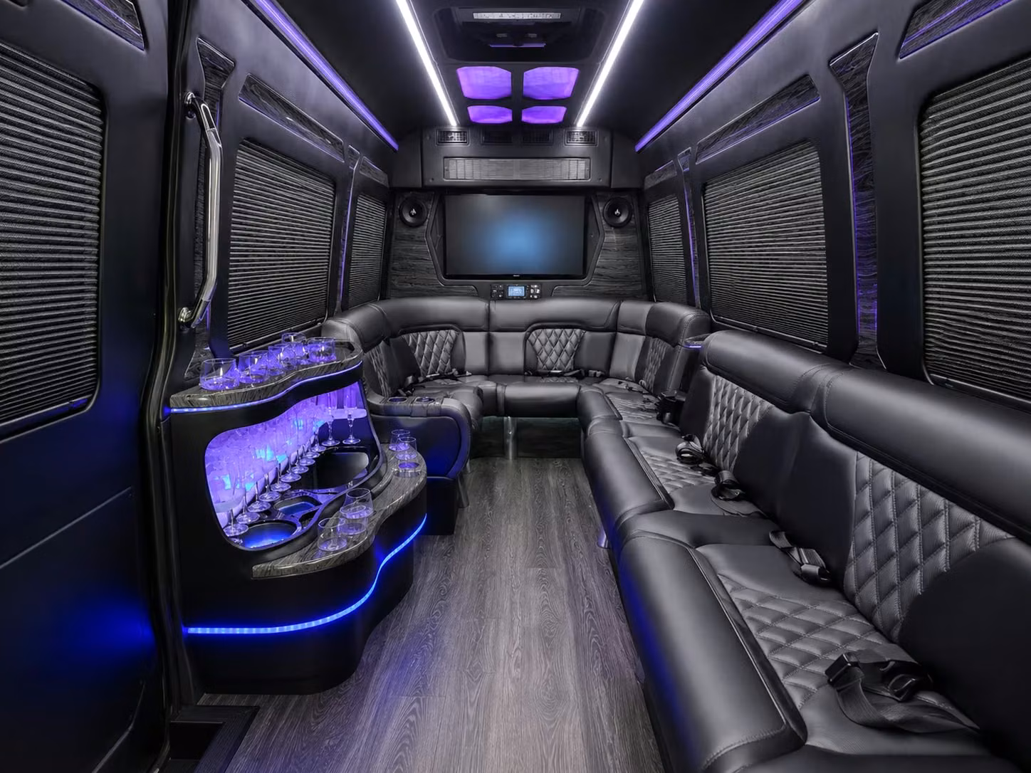 with charterbuspomona com you get long distance transportation for every kind of pomona group not just one type
